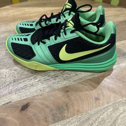 Nike Kobe Bryant Mentality Volt Poison Green  