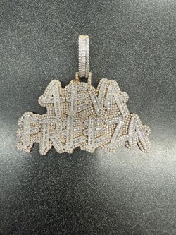 4 Eva Freeza Pendant Diamonds 14k