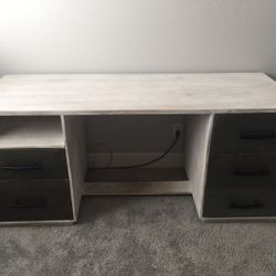 Living Spaces desk, hutch and chair set