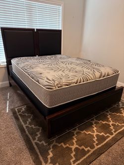 2 Piece Queen Bedroom Set + Mattress