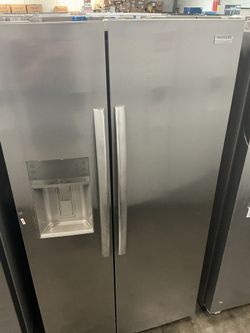 Frigidaire GRSS2652AF Side-by-Side Refrigerator (Open Box / Scratch & Dent)