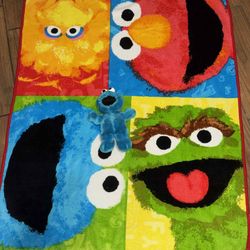 Sesame Street large blanket & Cookie Monster vibrating laughing plush toy