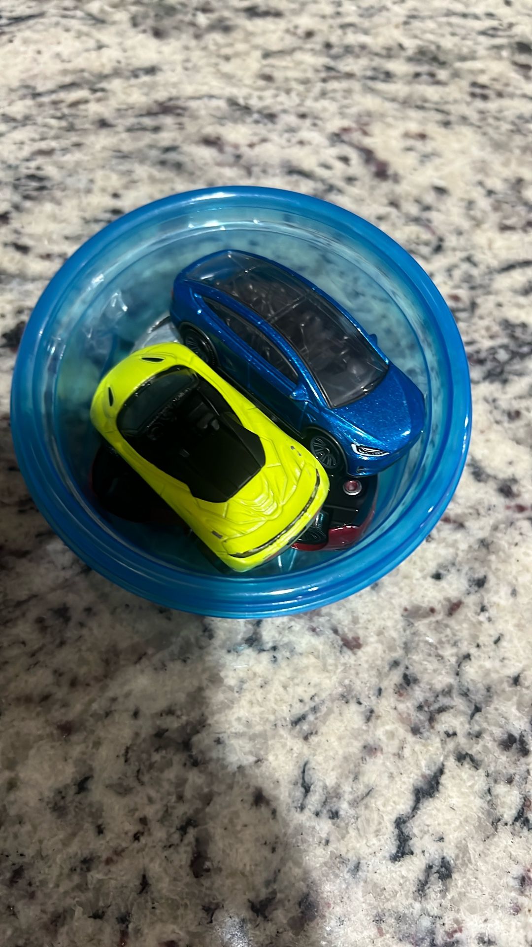 4 cars hotwheels