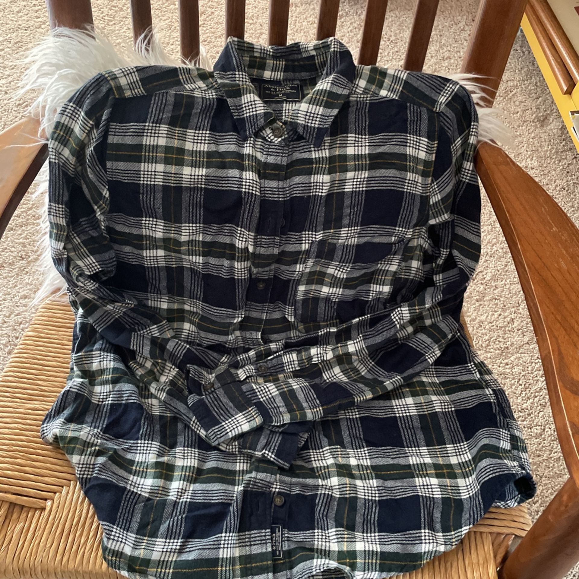 Abercrombie Flannel Women Medium