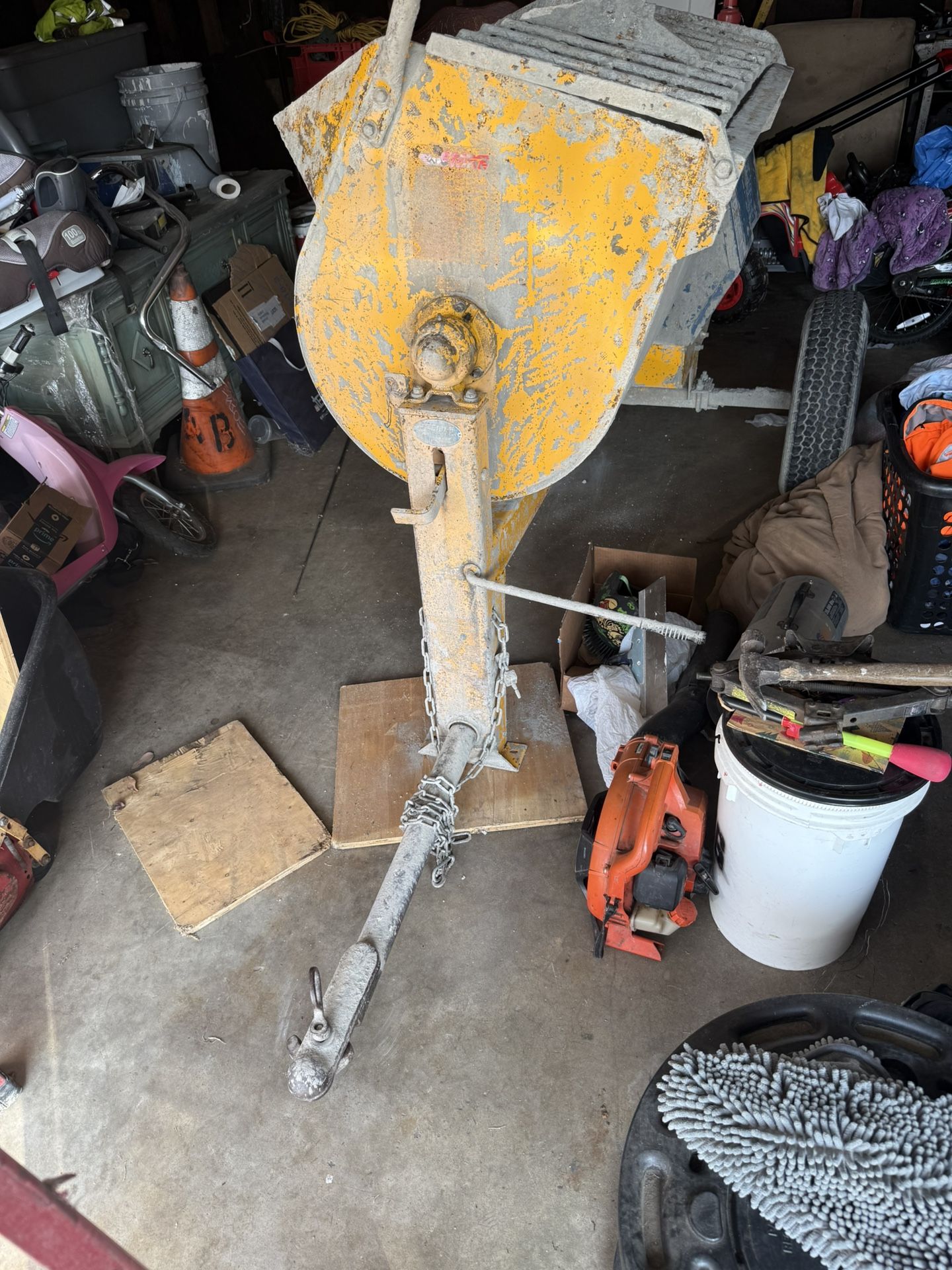 STONE CEMENT/STUCCO MIXER