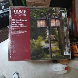 Three Head Lantern With Post