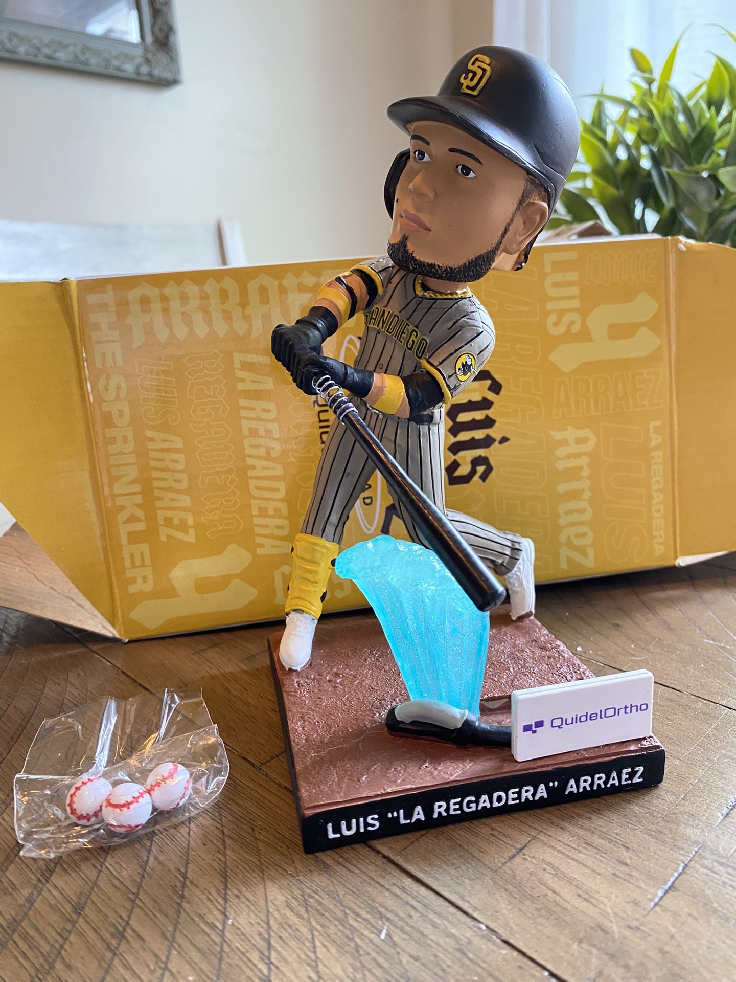 2025 Luis Arraez Bobblehead – Unused, Box Opened