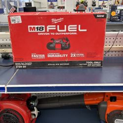 Deep Cut Variable Speed Band Saw