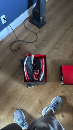 Jordan 3 Retro Crimson