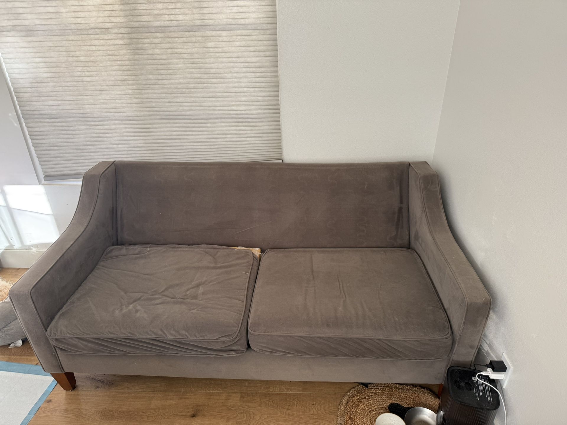 Free Couch Live Seat