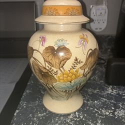 New Condition vintage Andrea by Sadek porcelain ginger jar featuring a lotus flower and butterfly design 
