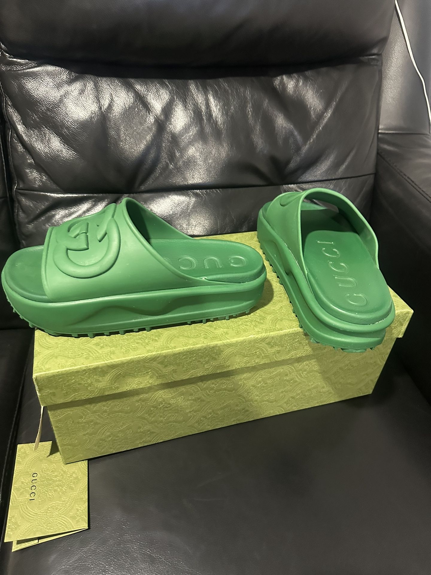 GUCCI GREEN MENS SLIDES