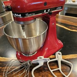 KitchenAid Classic Passion Red Mixer