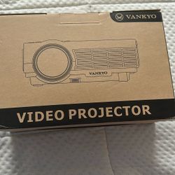 Vankyo Projector
