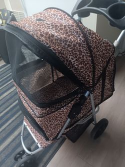 PET STROLLER