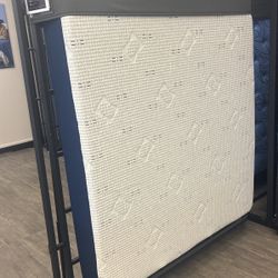 Queen Medium Memory Foam Mattress $429.99