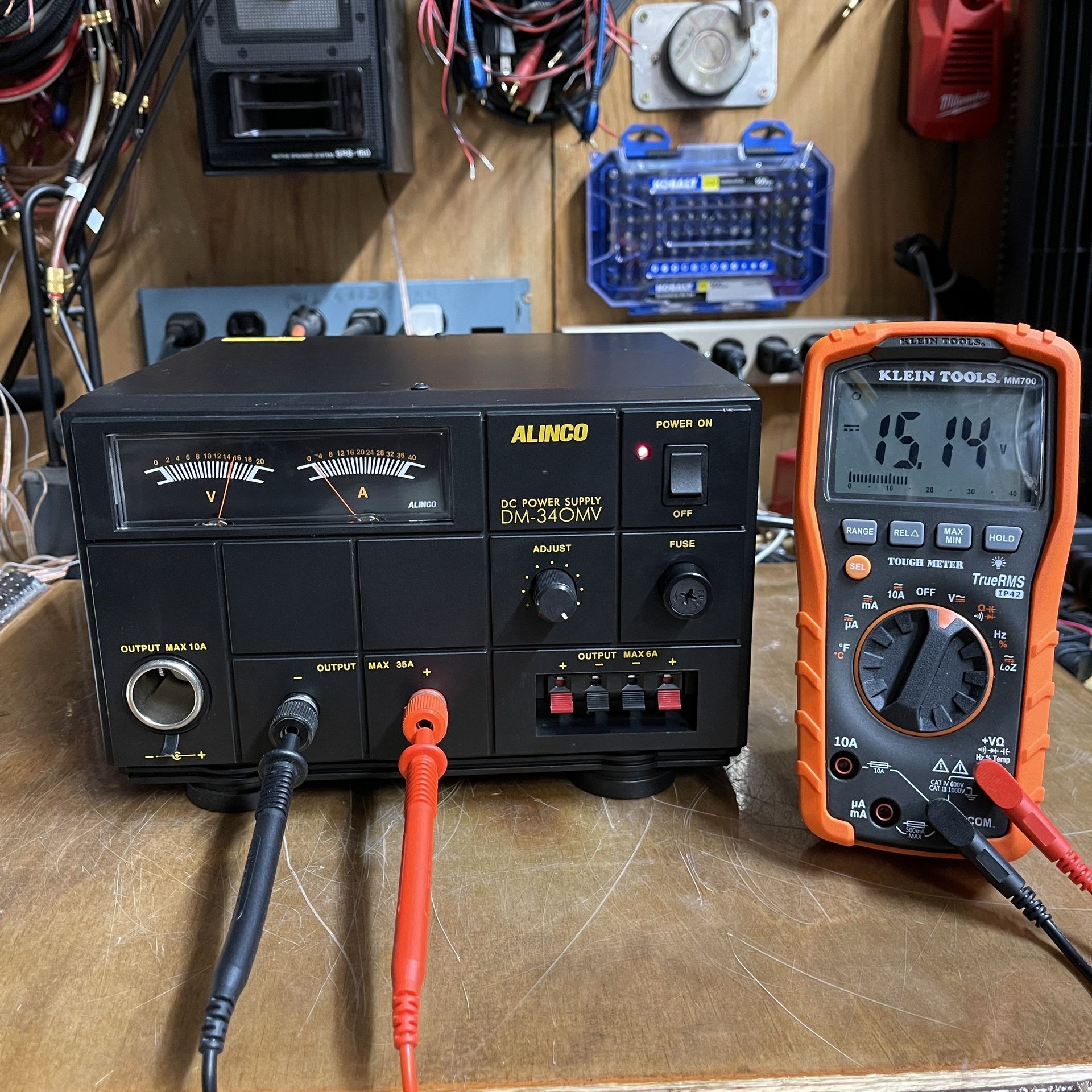 30 Amp Alinco DM-340MV Regulated 12V DC Power Supply for Sale in