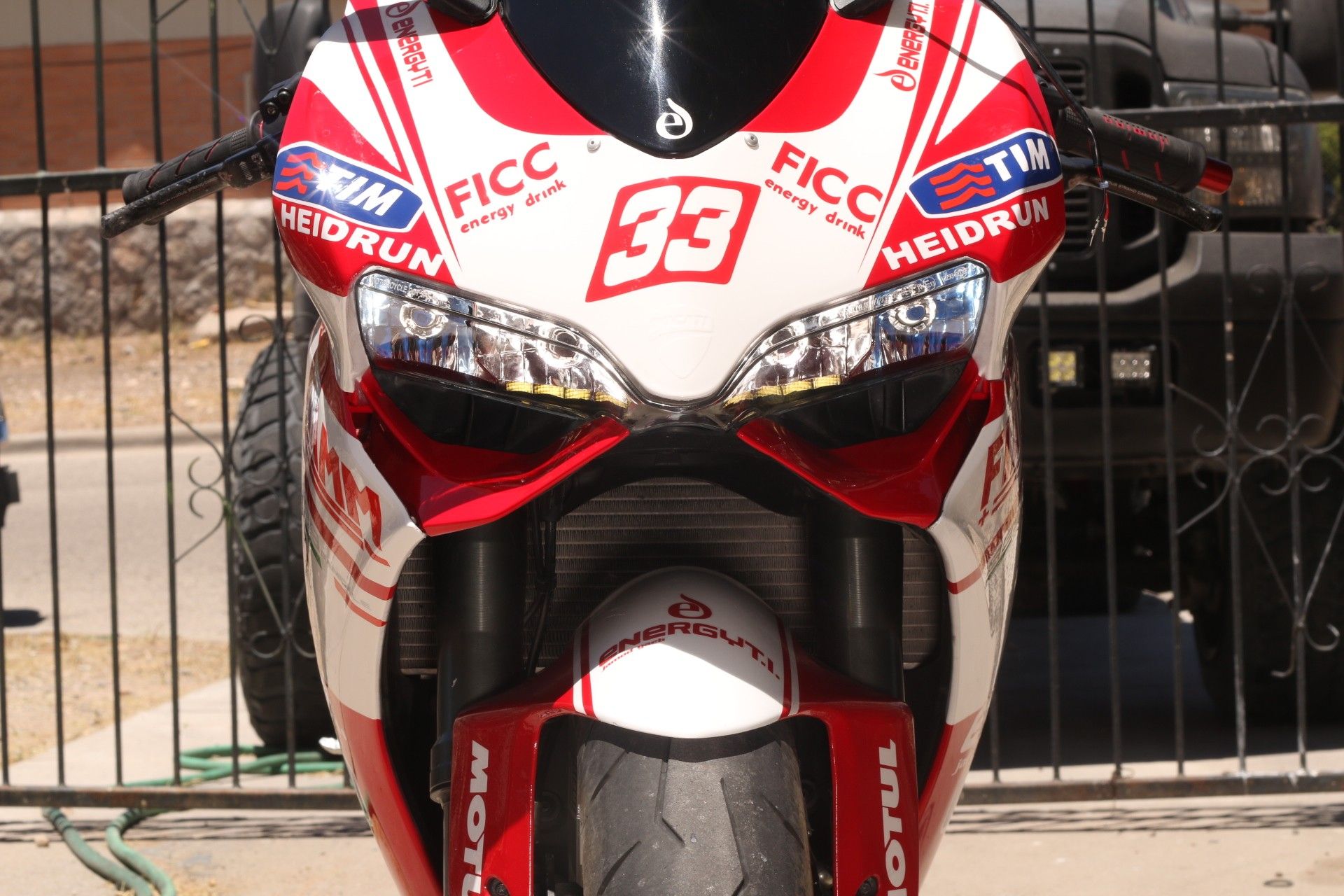 Ducati 899 panigale. Final edition