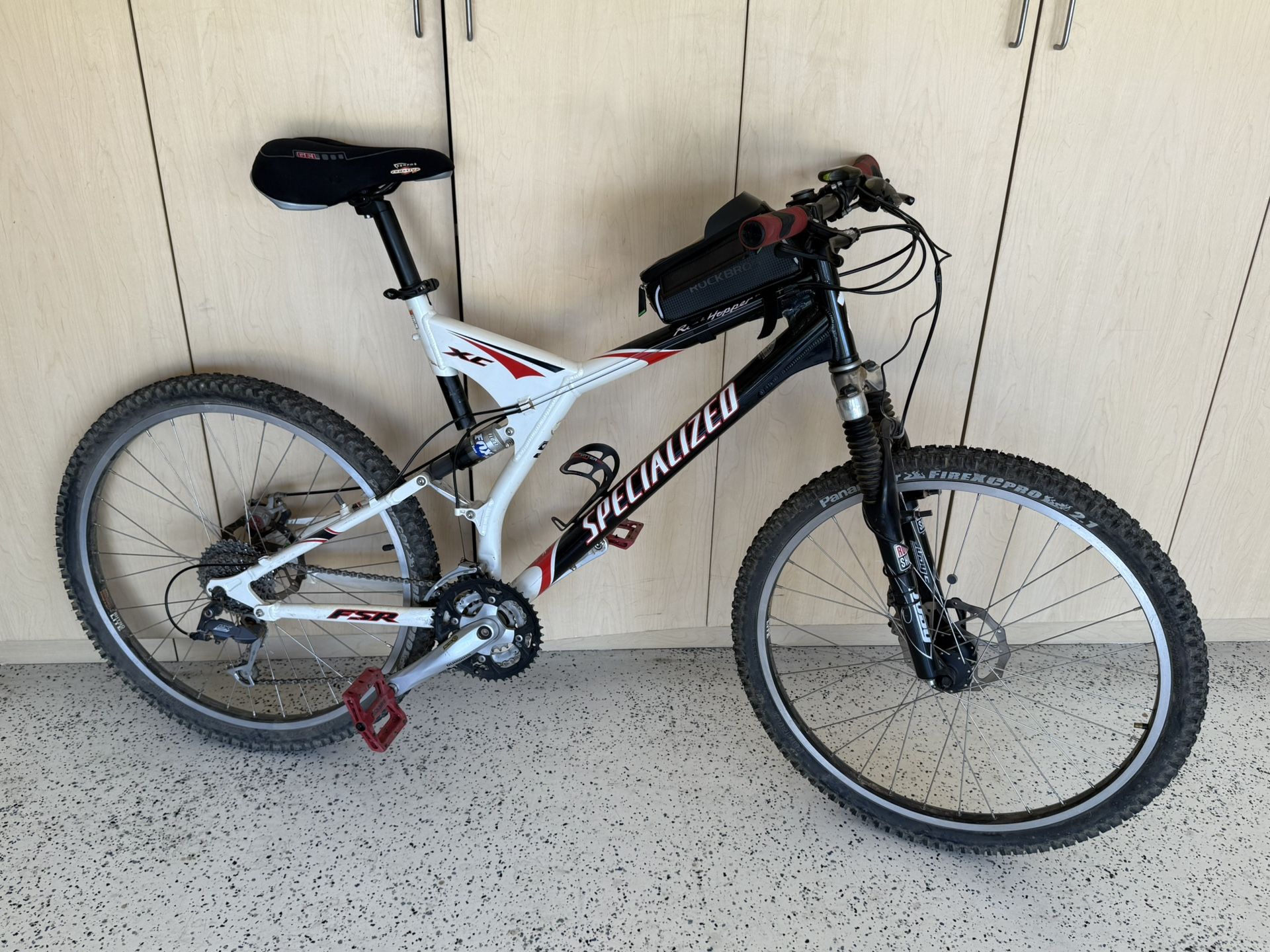 Specialized FSR XC Full Suspension Mountain Bike