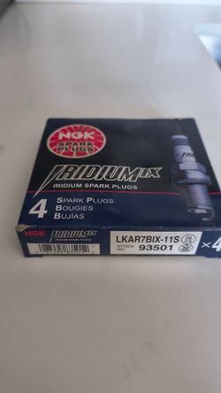 NGK IRIDIUM IX spark plugs