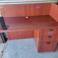 Free Large Heavy Right Pedestal Reception Office Desk 3 Draw