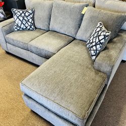 Stylish Reversible Chaise Sectional!