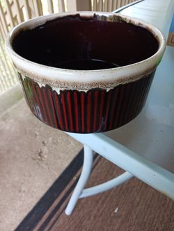 Pfaltzgraff Bowl Brown