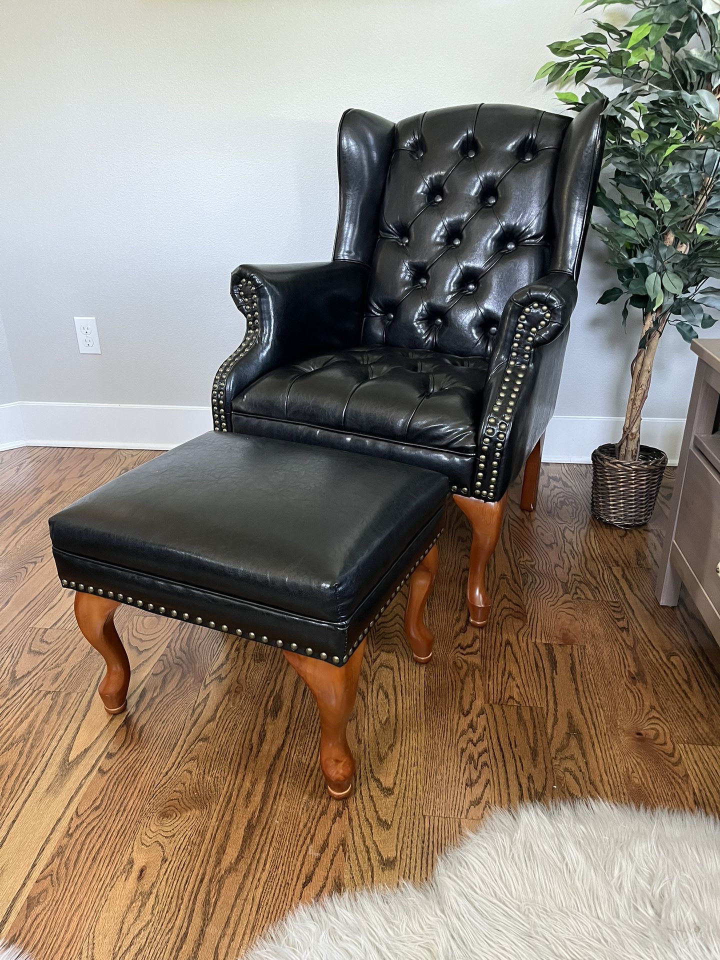 Black Leather Wingback Chair With Ottoman