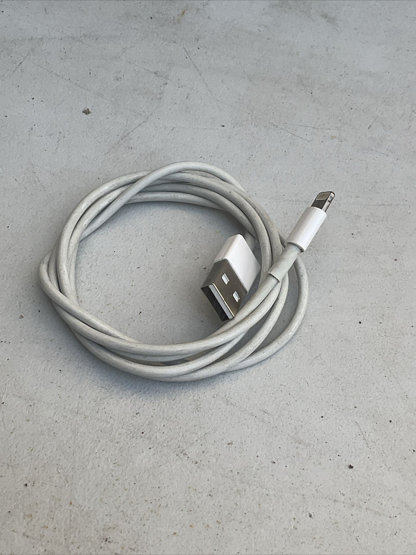 Genuine OEM Apple USB-A to Lightning Charging Cable Cord 1m (~3ft)