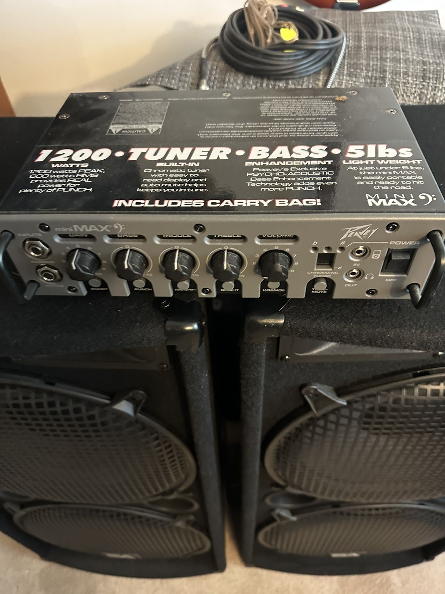 Peavey Mini Max Bass Amp And Bass Cabinets