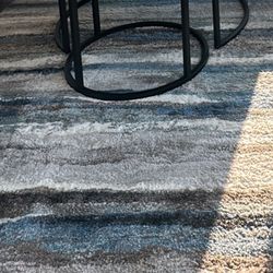 5’ X 7’6” Rug Blue Grey beige Shades