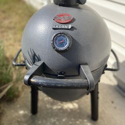 Char Griller Akorn 
