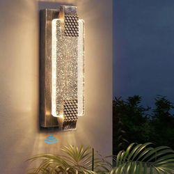 Dusk to Dawn Outdoor Light 