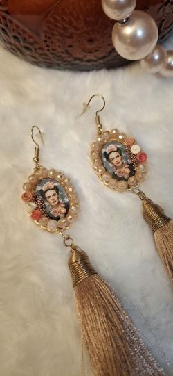 Aretes Artesanales FRIDA KAHLO 