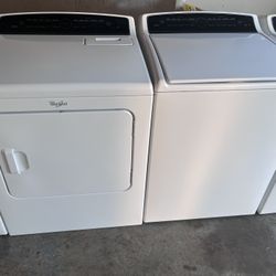 Whirlpool Cabrio Washer & Electric Dryer Set