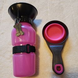 Doggie water bottle and collapsible Food scoop