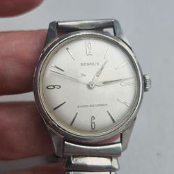 1950s/1960s Vintage Benrus Shock-Absorber Mechanical Men's Dress Watch