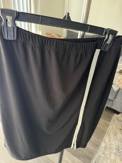 Women’s MSK Black Short Skirt With Rhinestones Size Petite Large