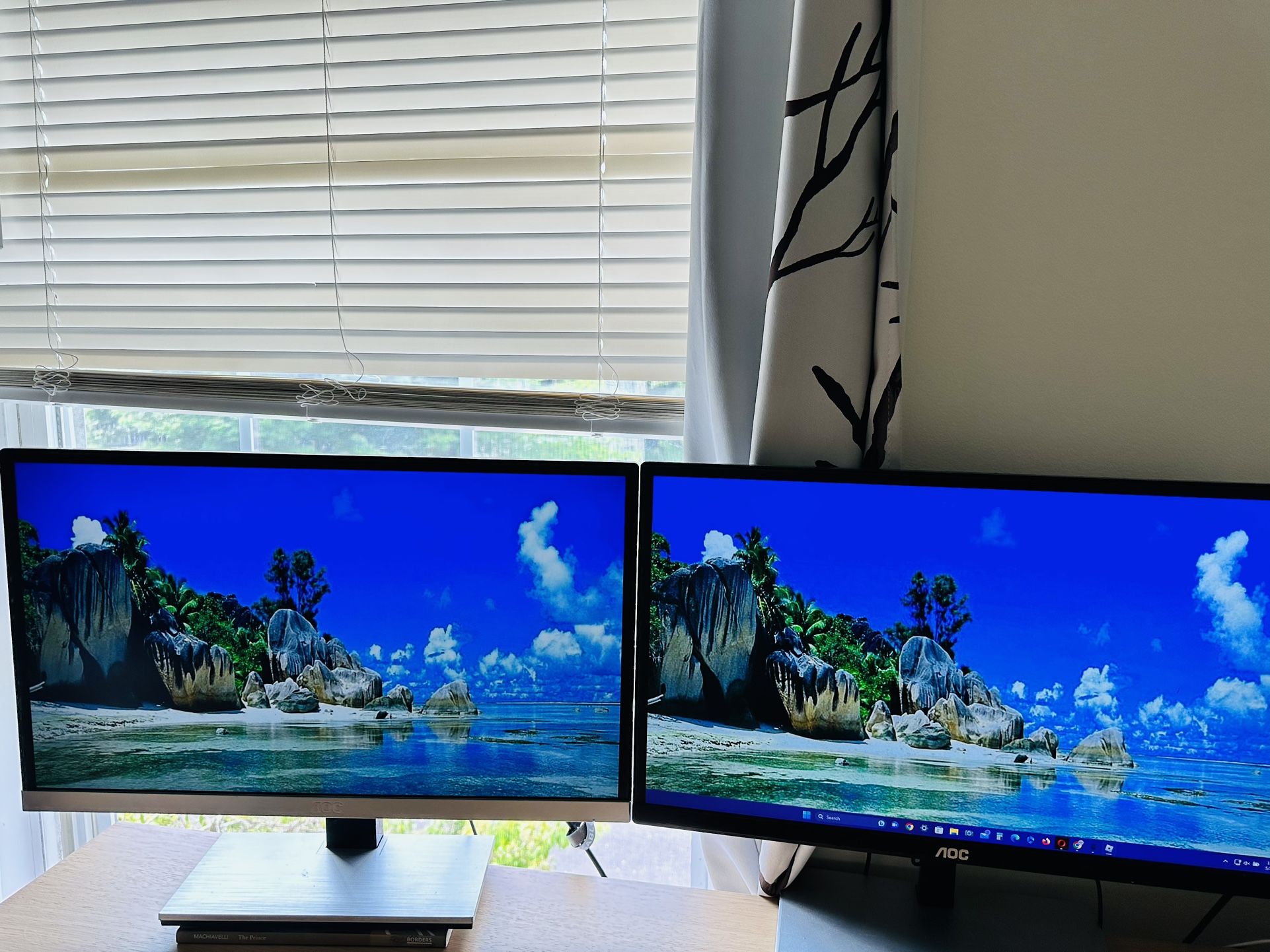 Two AOC Monitors & One LG Monitors