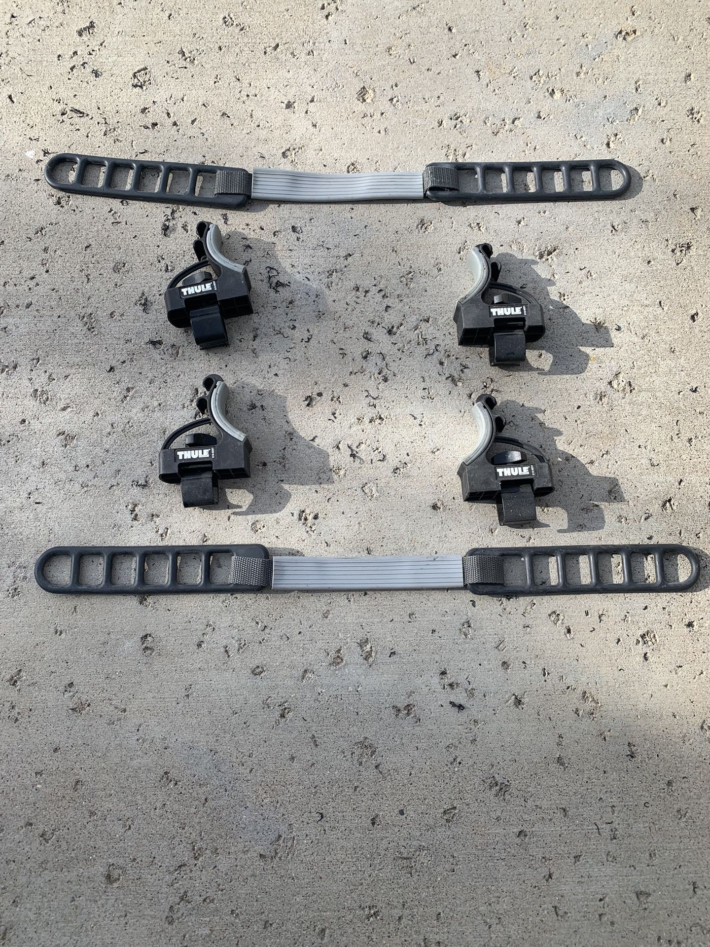 THULE SURFBOARD CARRIER RACK/mounts