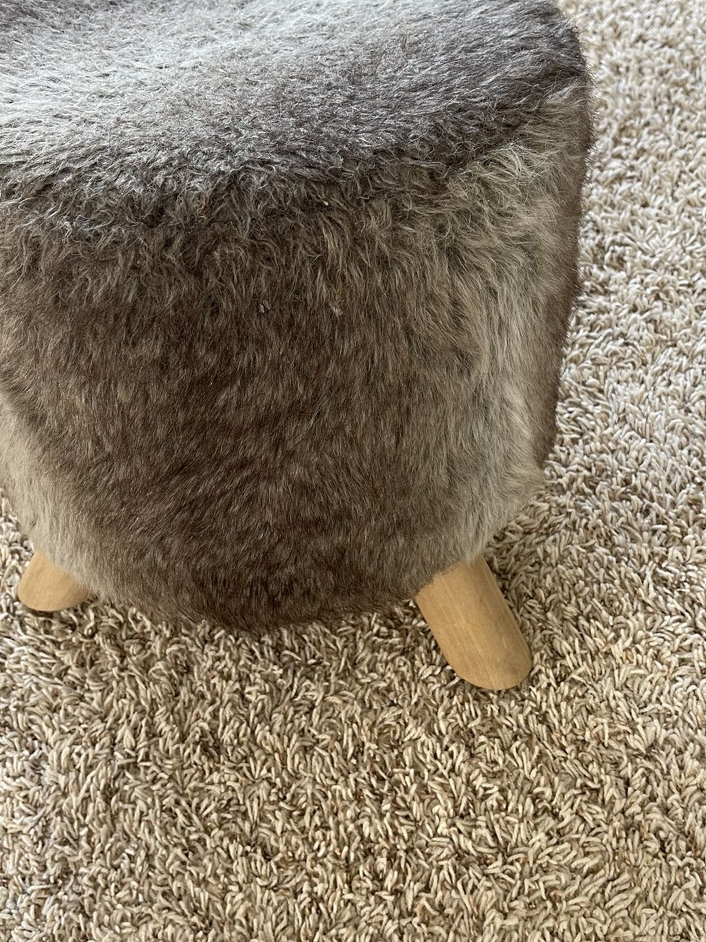 Free Faux Fur Stool