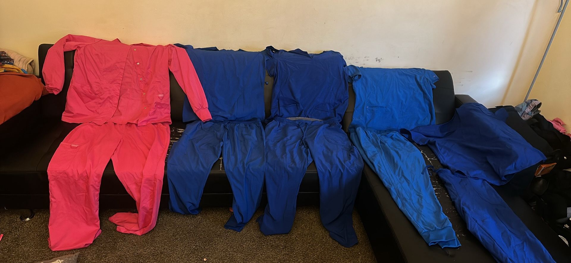 Women’s Scrubs