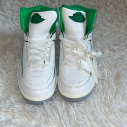 Nike Air Jordan 2 Retro "Lucky Green"