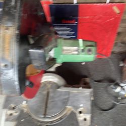 15” Hitachi chop saw /three carbide blades 2-80tooth 1-100 tooth good working condition. All for $400