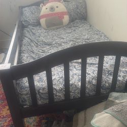 Kids bed two floors 