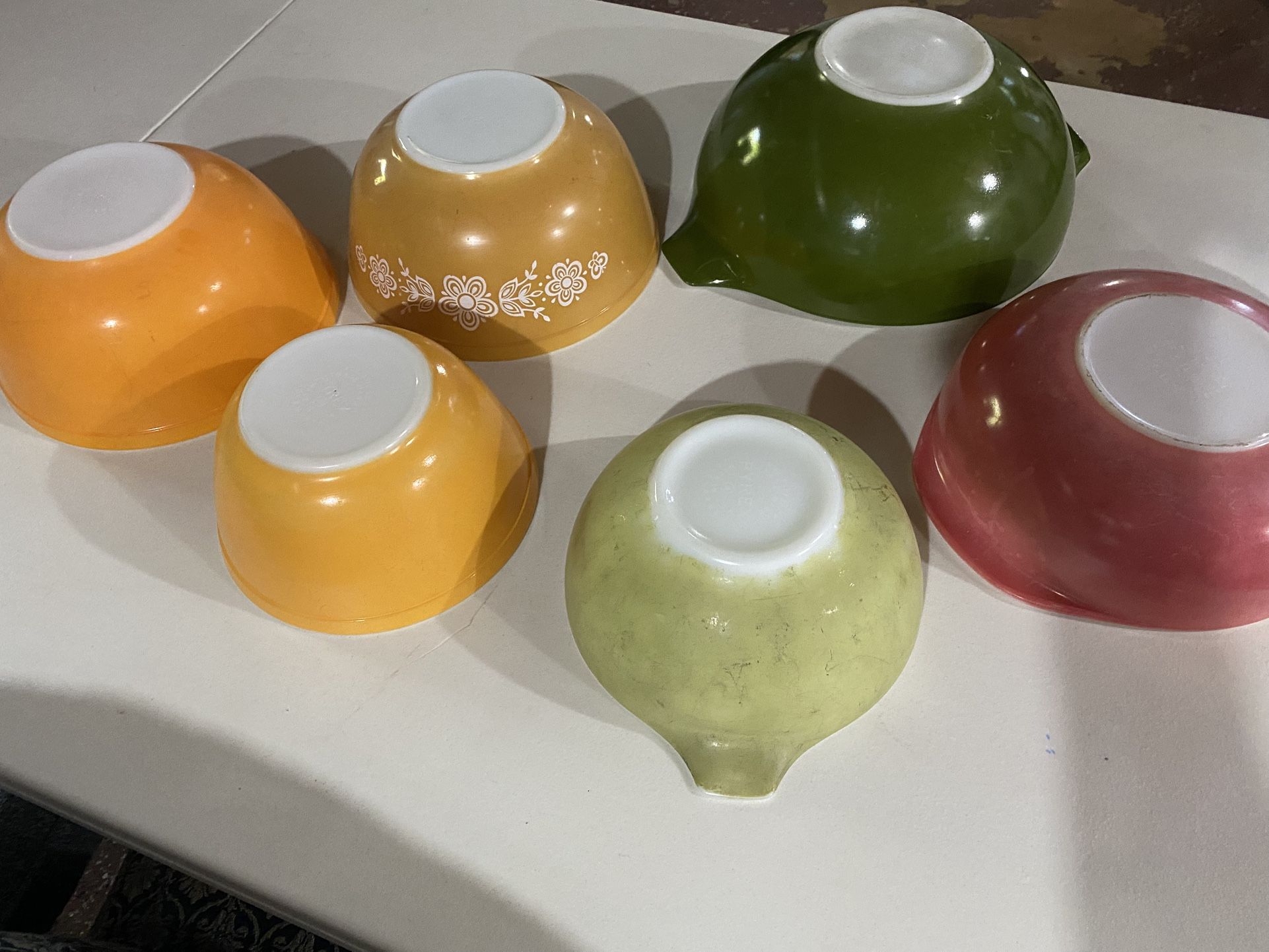 Mid Century Mcm Pyrex Bowls 50s 60s Yellow Green