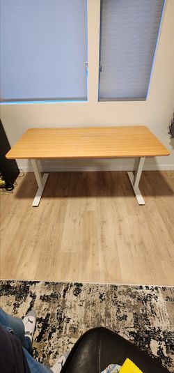 Standing Desk - Similar to IKEA Trotten