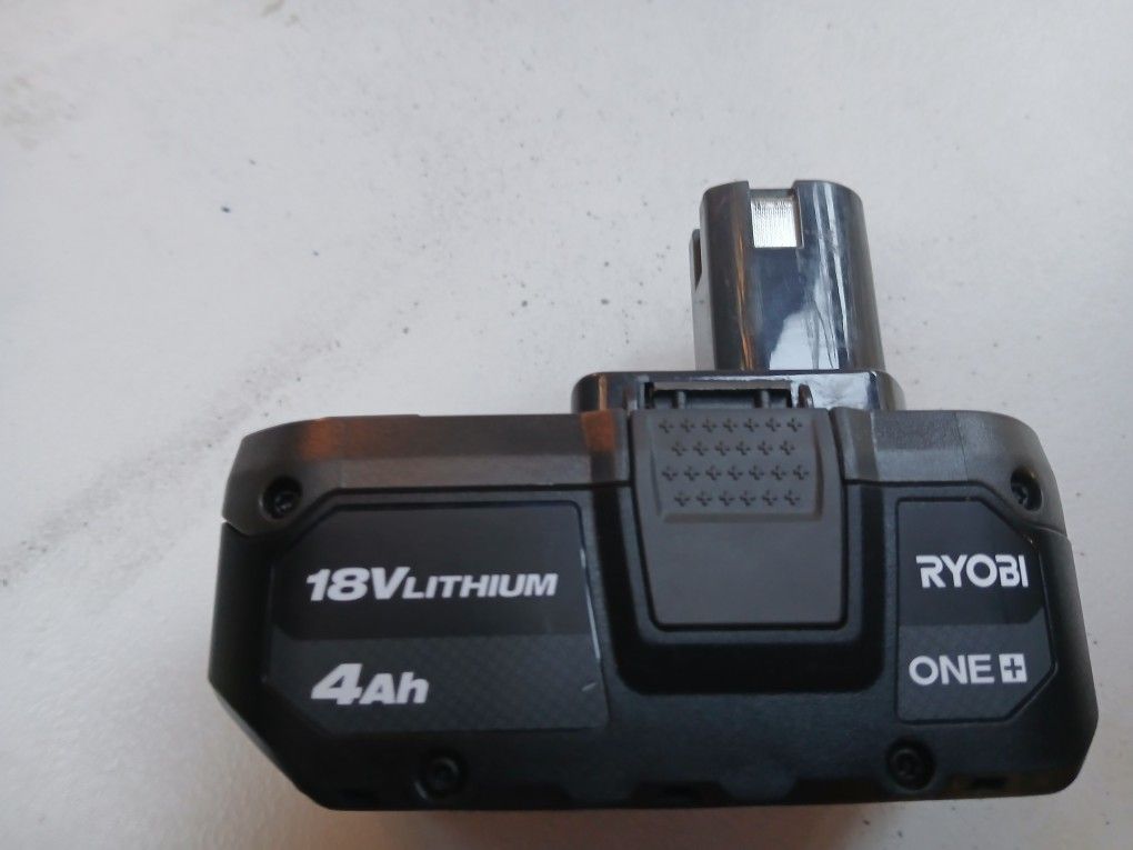 NEW RIOBI battery 4AH