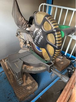 Hitachi Miter Saw Machine
