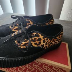 Vans Leopard Authentic W/ Lmtd Ed. tread (M-9.5)